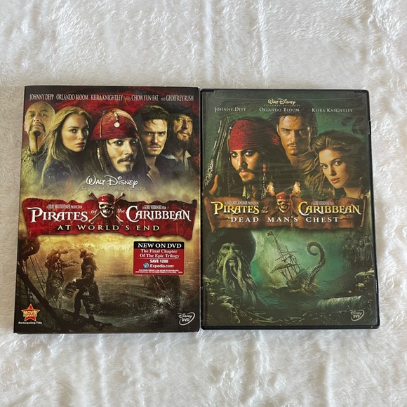 2 pirate of the Caribbean movies - Picture 1 of 2